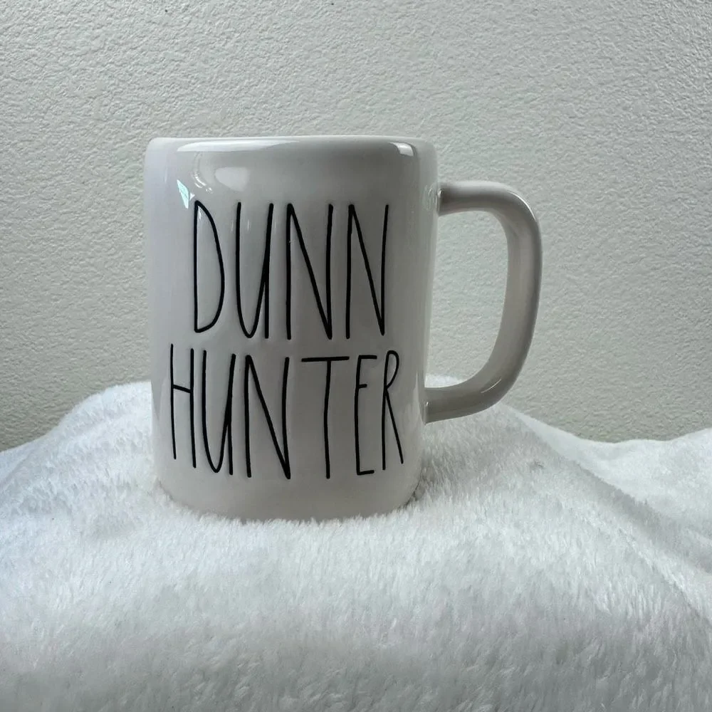 Rae‎ Dunn Artisan Collection Dunn Hunter mug